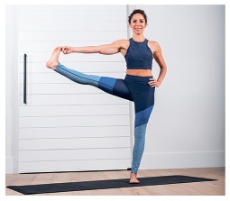 Иллюстрация к книге — Силовая йога. Энергия. Концентрация. Баланс [i_573.jpg]