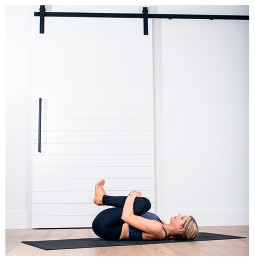 Иллюстрация к книге — Силовая йога. Энергия. Концентрация. Баланс [i_588.jpg]