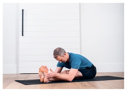 Иллюстрация к книге — Силовая йога. Энергия. Концентрация. Баланс [i_664.jpg]