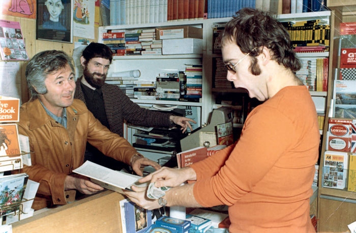 Иллюстрация к книге — Я – Элтон Джон. Вечеринка длиной в жизнь [_00017.jpg]