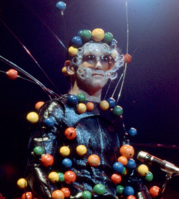 Иллюстрация к книге — Я – Элтон Джон. Вечеринка длиной в жизнь [_00029.jpg]