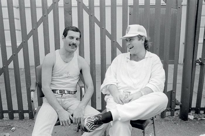 Иллюстрация к книге — Я – Элтон Джон. Вечеринка длиной в жизнь [_00038.jpg]