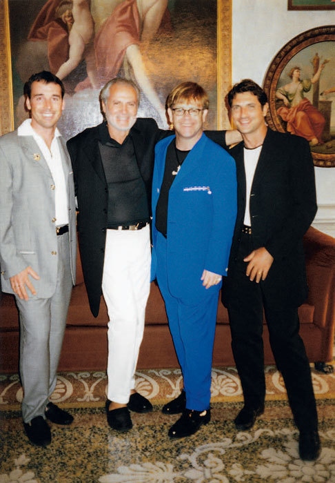 Иллюстрация к книге — Я – Элтон Джон. Вечеринка длиной в жизнь [_00046.jpg]