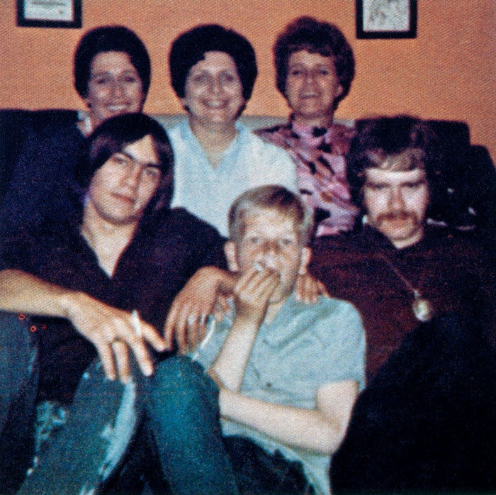 Иллюстрация к книге — Я – Элтон Джон. Вечеринка длиной в жизнь [_0008.jpg]