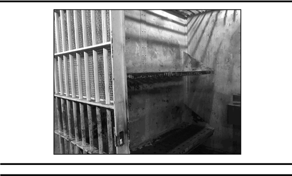 Иллюстрация к книге — Имя врага [i_002.jpg]