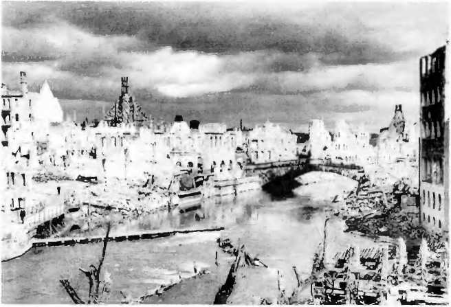 Иллюстрация к книге — История вермахта. Итоги [i_063.jpg]