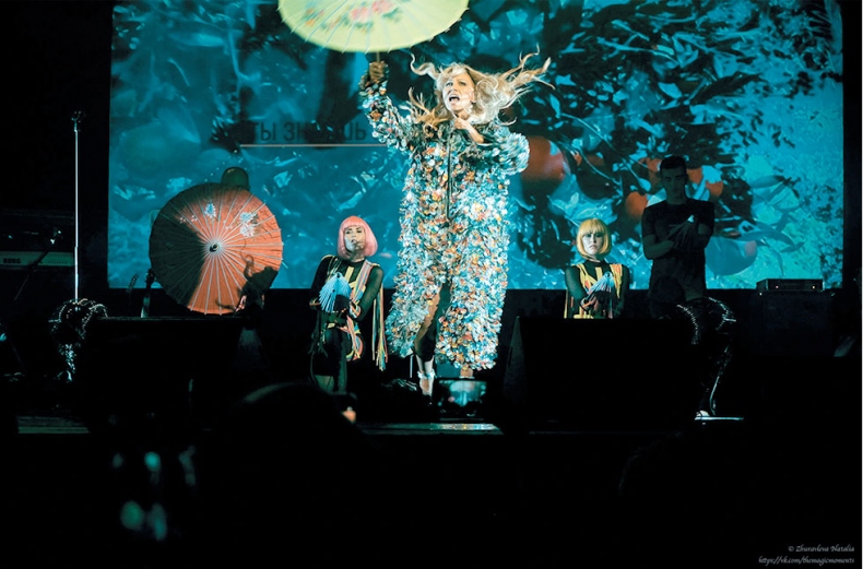 Иллюстрация к книге — Люблю [i_051.jpg]