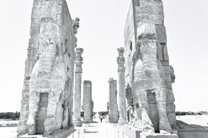 Иллюстрация к книге — Великий шелковый путь. Полная история [i_008.jpg]