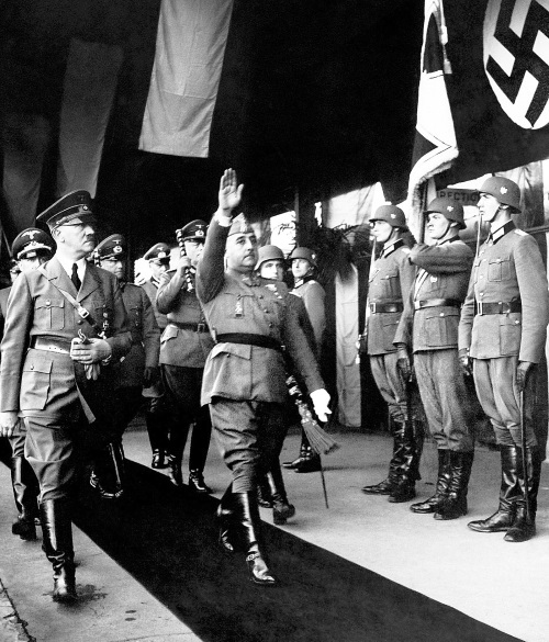 Иллюстрация к книге — Испания. Полная история страны [i_049.jpg]