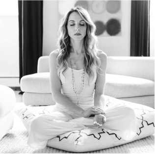 Иллюстрация к книге — Miracles now. Чудеса прямо сейчас [i_001.jpg]