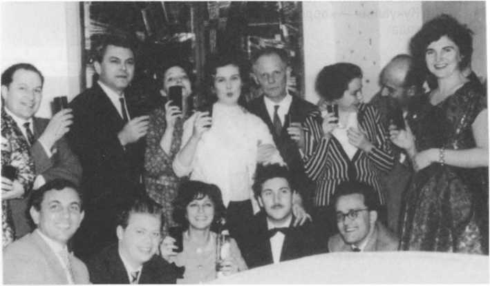 Иллюстрация к книге — Без протокола: невыдуманные истории рассказывают дипломат Александр Богомолов и разведчик Георгий Санников [i_046.jpg]