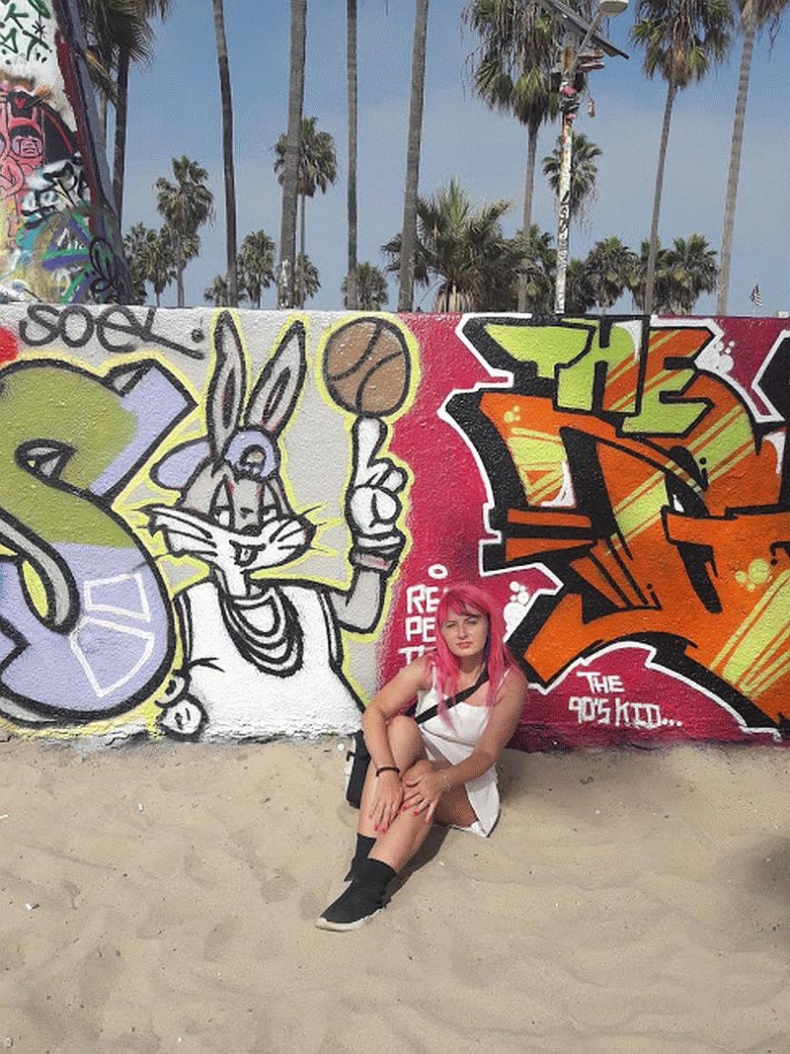 Иллюстрация к книге — Киану Ривз. Никогда не оглядывайся [i_012.jpg]