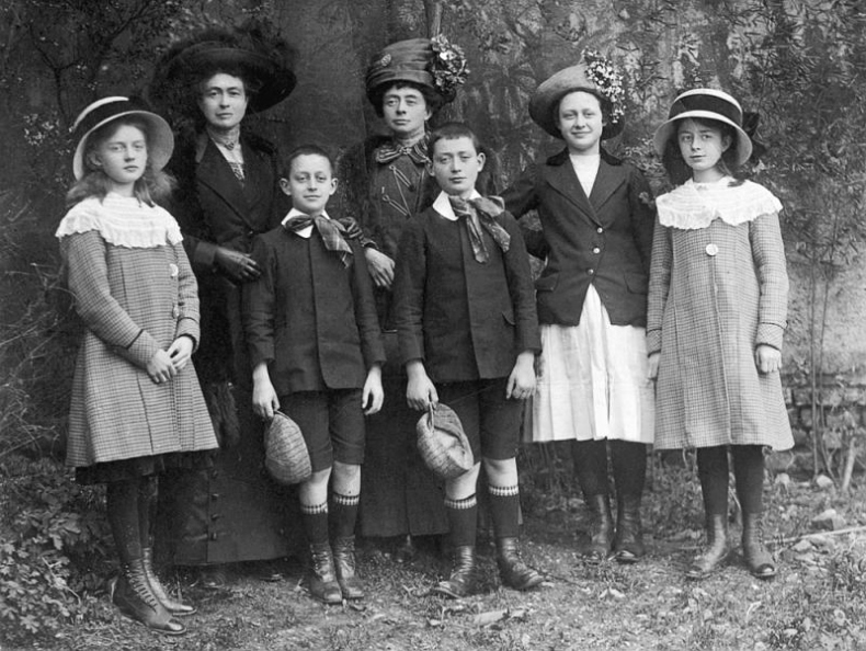 Иллюстрация к книге — Атомный проект. Жизнь за «железным занавесом» [i_005.jpg]