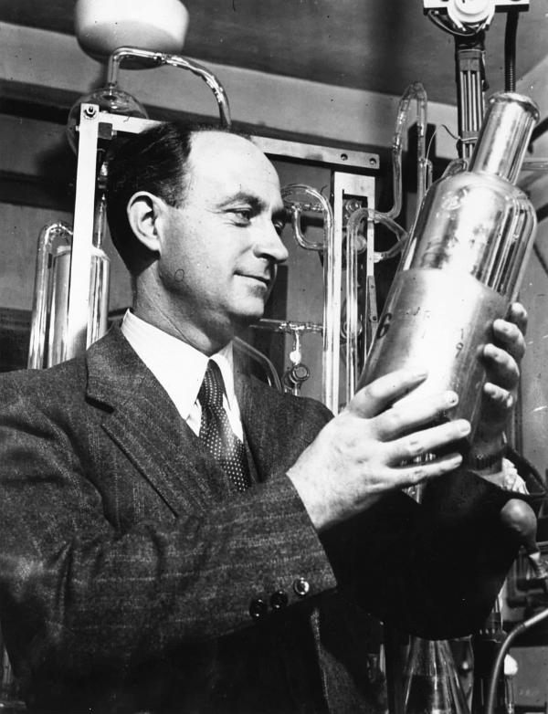 Иллюстрация к книге — Атомный проект. Жизнь за «железным занавесом» [i_006.jpg]