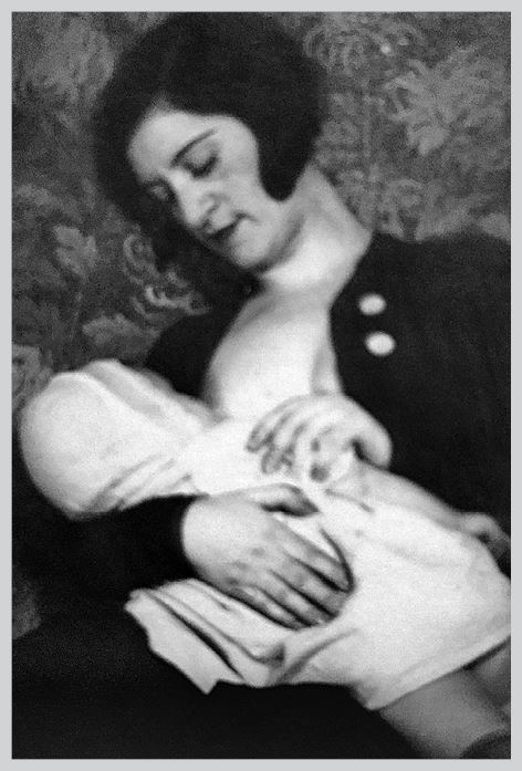 Иллюстрация к книге — Двор на Поварской [i_019.jpg]