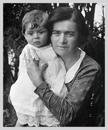 Иллюстрация к книге — Двор на Поварской [i_034.jpg]