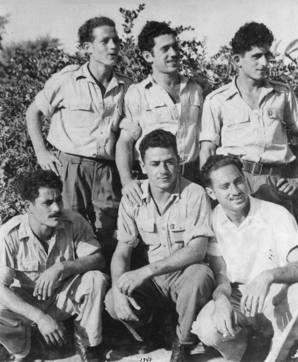 Иллюстрация к книге — Безродные шпионы. Тайная стража у колыбели Израиля [i_024.jpg]