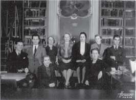 Иллюстрация к книге — Библиотека в Париже [i_005.jpg]