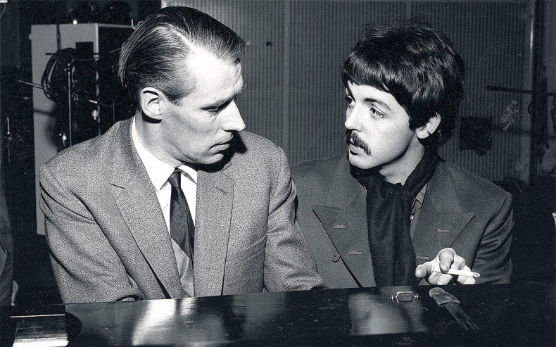 Иллюстрация к книге — Пол Маккартни. Биография [i_011.jpg]