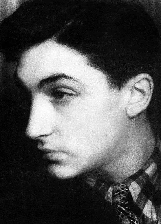 Иллюстрация к книге — Рисунки на песке [i_001.jpg]