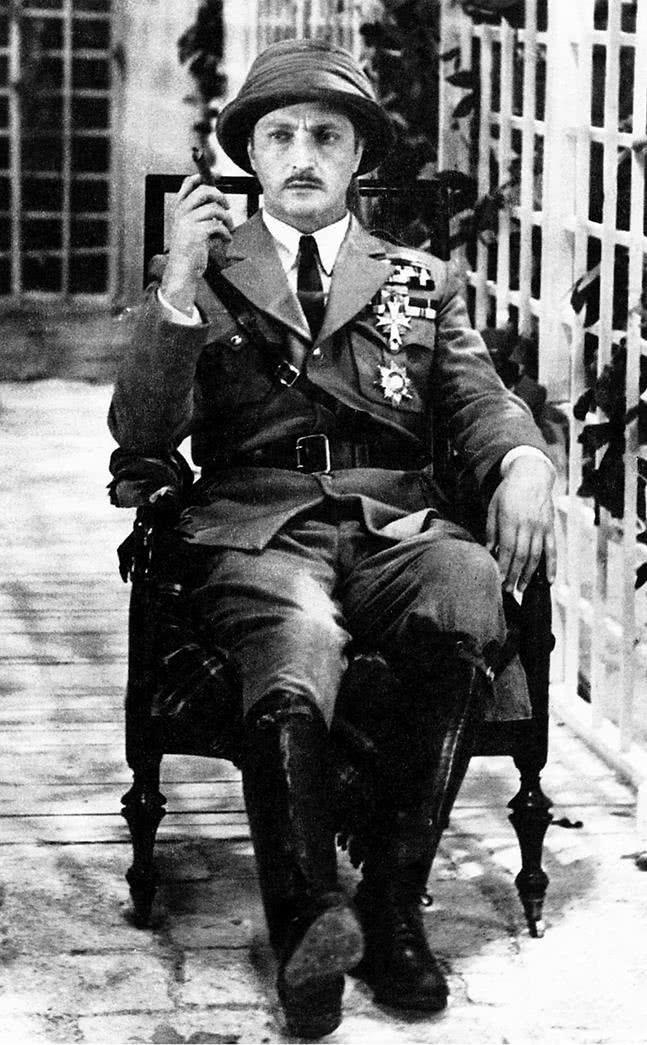 Иллюстрация к книге — Рисунки на песке [i_032.jpg]