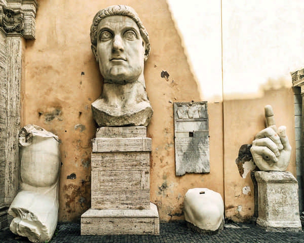 Иллюстрация к книге — Латынь по-пацански. Прохладные римские истории [i_226.jpg]