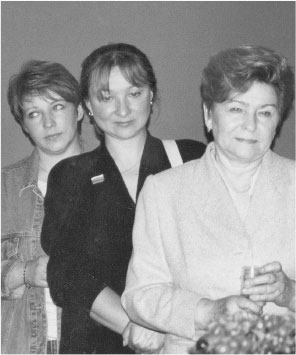 Иллюстрация к книге — Все свободны. История о том, как в 1996 году в России закончились выборы [i_047.jpg]