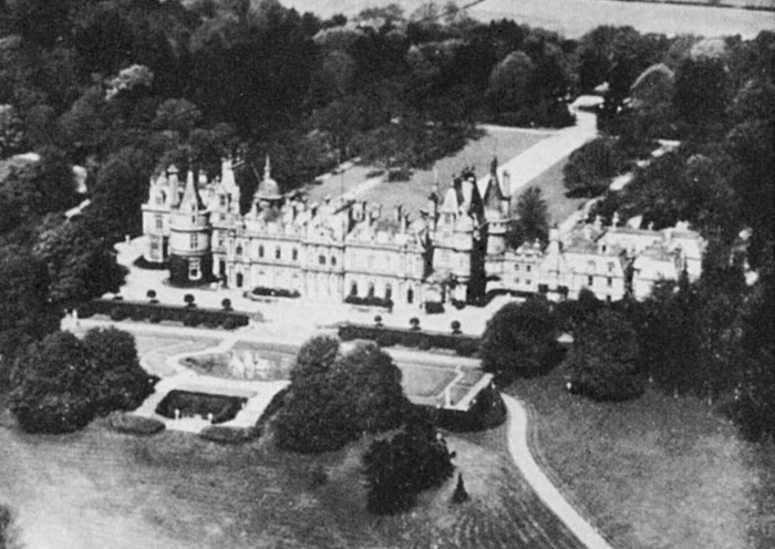 Иллюстрация к книге — Влиятельные семьи Англии. Как наживали состояния Коэны, Ротшильды, Голдсмиды, Монтефиоре, Сэмюэлы и Сассуны [i_010.jpg]