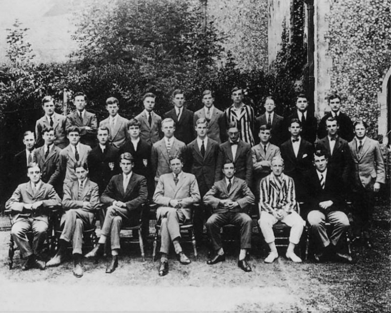 Иллюстрация к книге — Агата и археолог. Мемуары мужа Агаты Кристи [i_002.jpg]