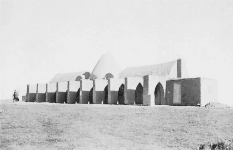 Иллюстрация к книге — Агата и археолог. Мемуары мужа Агаты Кристи [i_024.jpg]