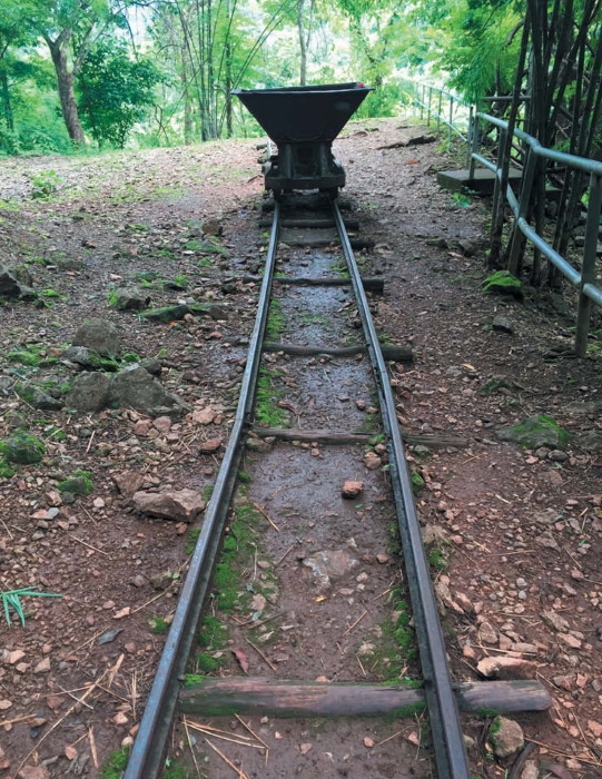 Иллюстрация к книге — Вокруг мира на 80 поездах. 72 000 километров новых открытий [i_004.jpg]