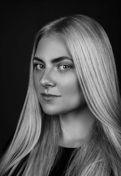 Иллюстрация к книге — Хорошие девочки не бросают мужей. Но не лучше ли быть счастливой? [i_008.jpg]