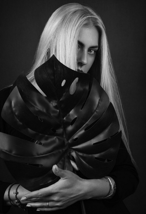 Иллюстрация к книге — Хорошие девочки не бросают мужей. Но не лучше ли быть счастливой? [i_010.jpg]