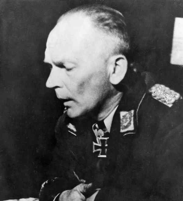 Иллюстрация к книге — История Крыма и Севастополя. От Потемкина до наших дней [i_081.jpg]