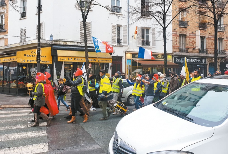 Иллюстрация к книге — Франция, которую вы не знали [i_088.jpg]