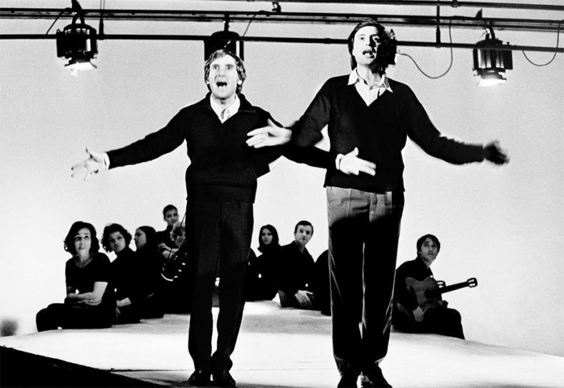 Иллюстрация к книге — Владимир Высоцкий. Человек народный. Опыт прочтения биографии [om_02.jpg]