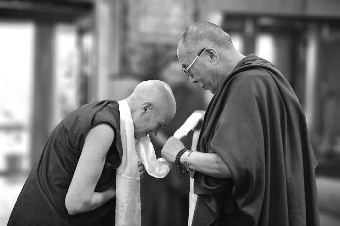 Иллюстрация к книге — Буддизм. Один учитель, много традиций [i_039.jpg]