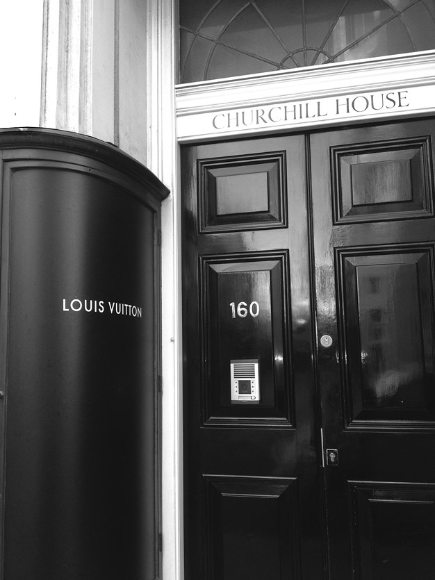 Иллюстрация к книге — Территории моды: потребление, пространство и ценность [i_010.jpg]