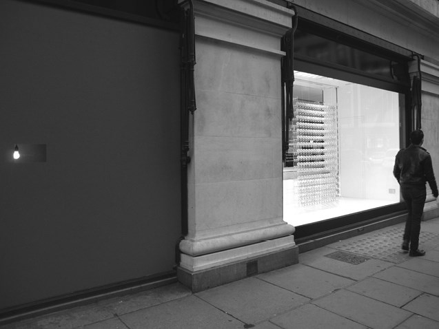 Иллюстрация к книге — Территории моды: потребление, пространство и ценность [i_014.jpg]