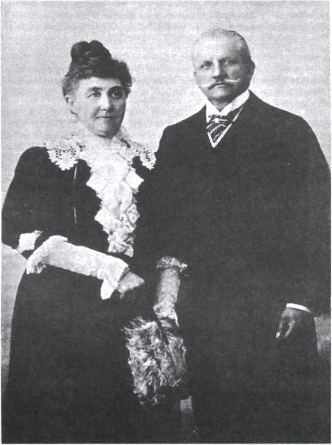 Иллюстрация к книге — BMW: история семьи Квандт, возродившей компанию [i_001.jpg]