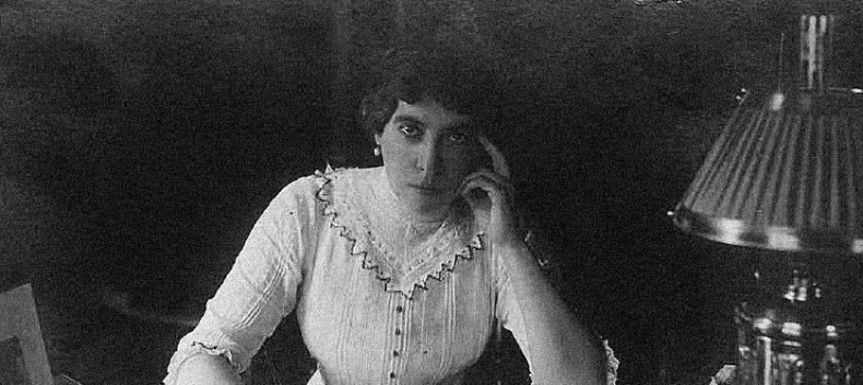 Иллюстрация к книге — Большая книга новогодних историй для девочек [i_001.jpg]