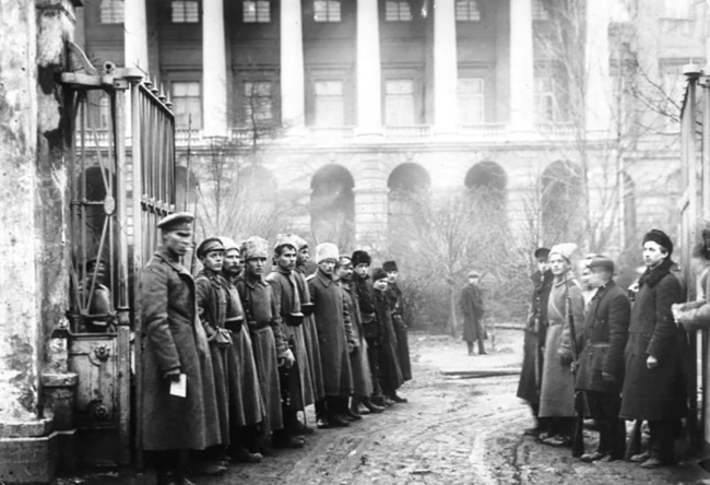 Иллюстрация к книге — В.И. Ленин. Полная биография [i_018.jpg]