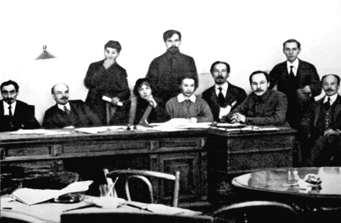 Иллюстрация к книге — В.И. Ленин. Полная биография [i_019.jpg]