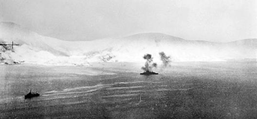 Иллюстрация к книге — Авианосцы [i_015.jpg]