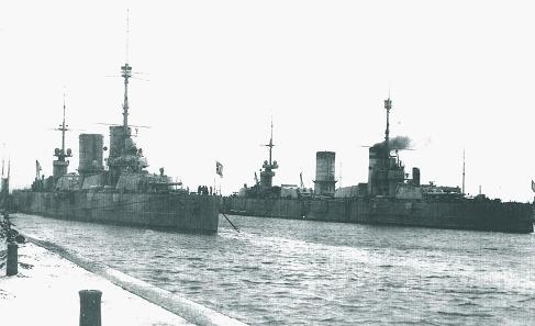 Иллюстрация к книге — Авианосцы [i_022.jpg]