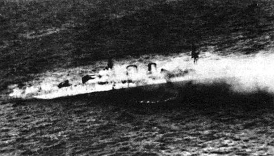 Иллюстрация к книге — Авианосцы [i_029.jpg]