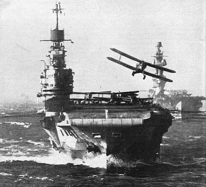 Иллюстрация к книге — Авианосцы [i_035.jpg]