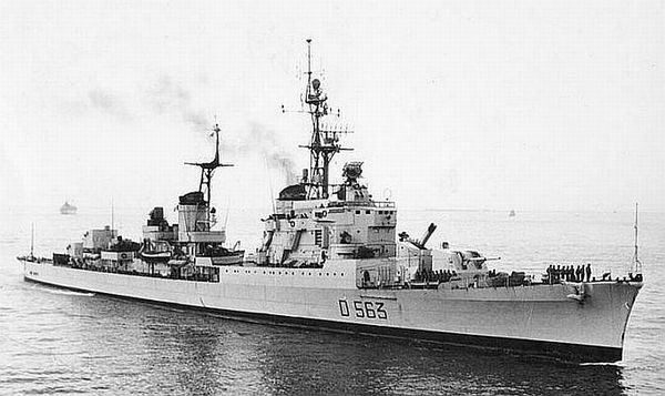 Иллюстрация к книге — Ракетоносцы. Адское пламя [i_013.jpg]