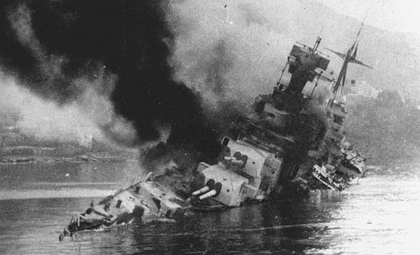 Иллюстрация к книге — Ракетоносцы. Адское пламя [i_042.jpg]