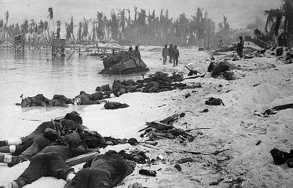 Иллюстрация к книге — Ракетоносцы. Адское пламя [i_046.jpg]